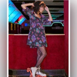 NWT ModCloth Meow Floral Babydoll dress 1X Black